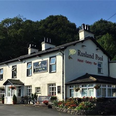 Rusland Pool Hotel Bouth Eksteriør billede